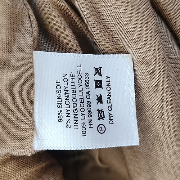 Nic + Zoe, 98% Silk, Skirt & Top Matching Set, Luxury Brand, GORGEOUS, NWOT 😍 - Picture 12 of 12